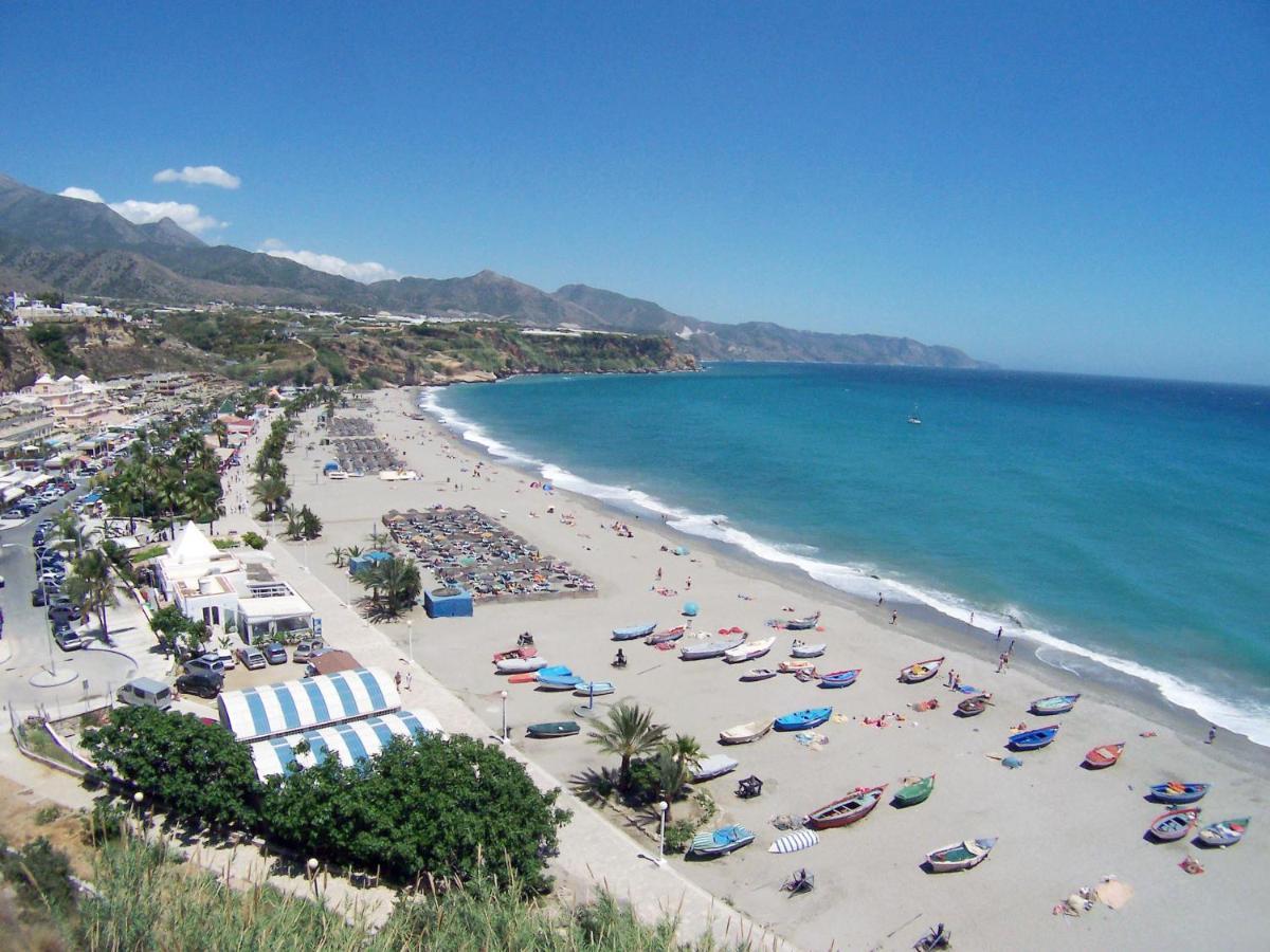 R1357 Balcon De Europa Apartment Nerja Bagian luar foto